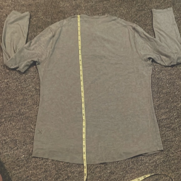 Mens LULULEMON long sleeve shirt - Picture 4 of 5